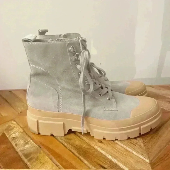 Sale Treasure Bond Raegin Platform Bootie - Picture 1 of 11